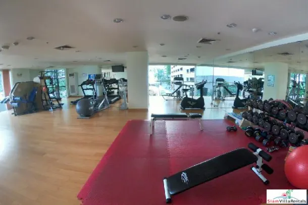 Baan Somthavil - Extra Large Three Bedroom for Rent with Views of Lumpini Park and Royal Bangkok Sport Club in Ratchadamri 3