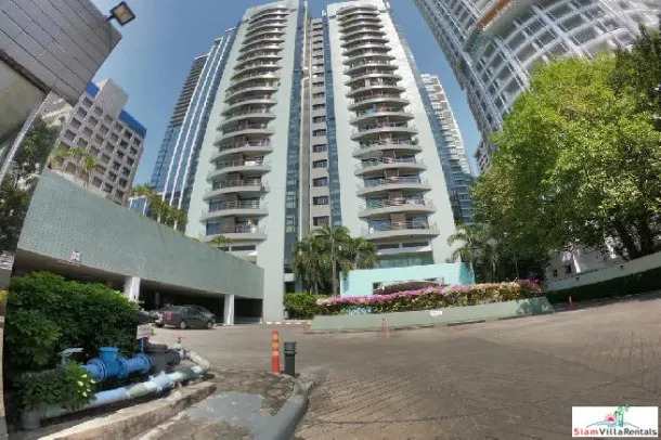 Baan Somthavil - Extra Large Three Bedroom for Rent with Views of Lumpini Park and Royal Bangkok Sport Club in Ratchadamri 4
