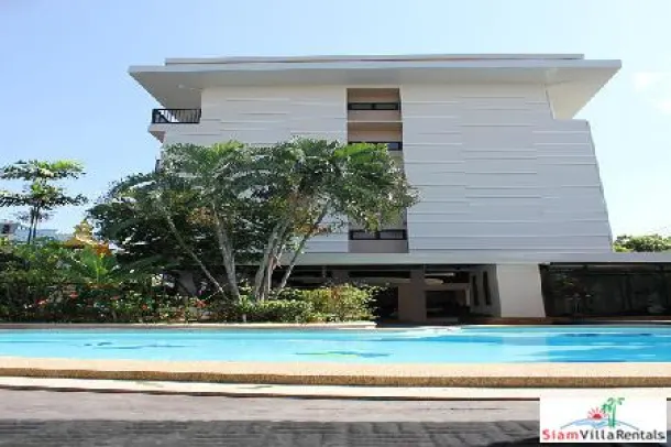 Pet Friendly, Stunning 3 bedroom 230 sqm Luxury Apartment in Ekkamai 4