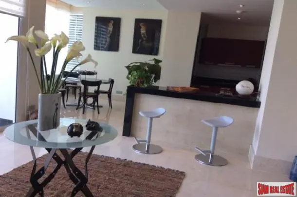 The Infinity Condominium - 2 Bedrooms and 2 Bathrooms for Rent in Silom Area of Bangkok 2