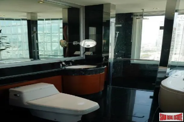 The Infinity Condominium - 2 Bedrooms and 2 Bathrooms for Rent in Silom Area of Bangkok 4