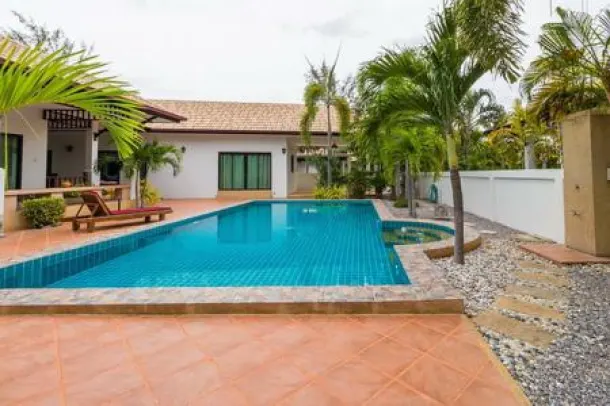 NATURE VALLEY 1: Well Designed Modern 5 Bed Pool Villa 3