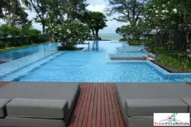 2 Bedrooms condominium on the beach for rent 4