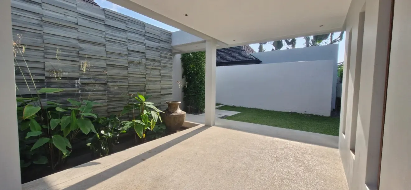 Exclusive Luxury Pool Villa 2 Bed 2 Bath in Thalang 3