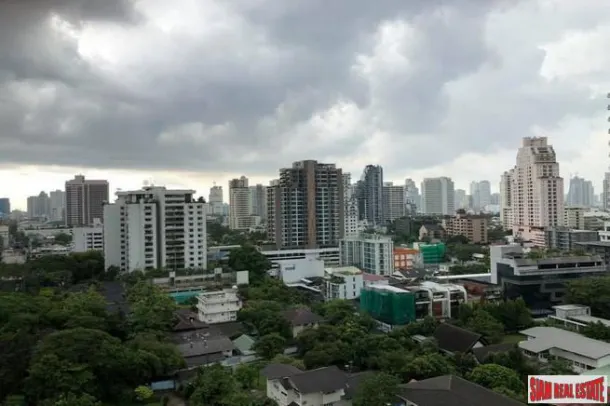 33 Tower Sukhumvit 33 - Spacious Three Bedroom Condo for Rent in the Phrom Phong Area of Bangkok 4