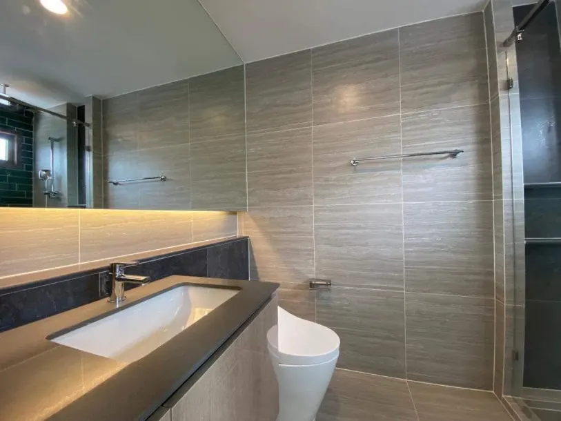 Burasiri Krungthep Kreetha - Luxury Detached House with 4 Bedrooms and 200 sqm on Rama 9 Road. 2