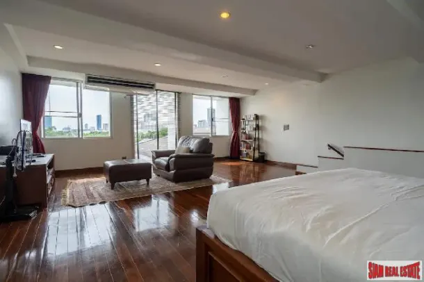 Townhouse in Rama 9 - 3 Bedrooms + 1 Working Room for Sale in Rama 9 Area of Bangkok 3