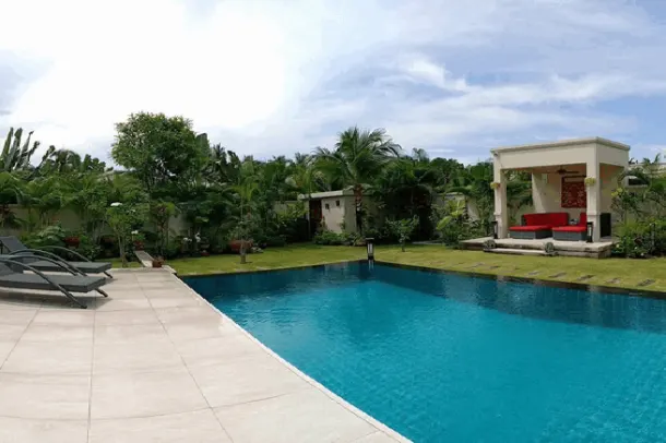 For sale 3 Bedrooms 3 Bathrooms Large Modern House - East Pattaya 3