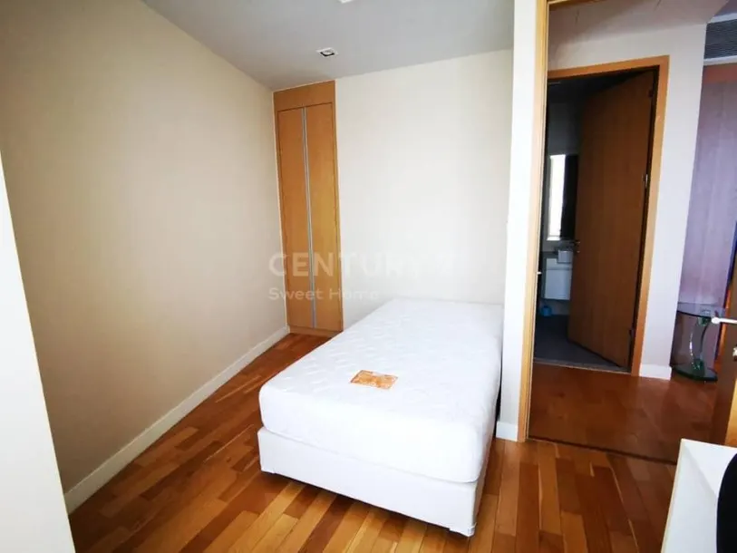 Millennium Residence I Breathtaking Cityscape 2 Bed 2 Bath in Sukhumvit 20 2