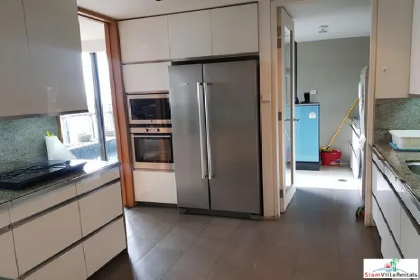 The Met Sathorn - Elegant Chong Nonsi Three Bedroom with Private Swimming Pool on the 16th Floor 3