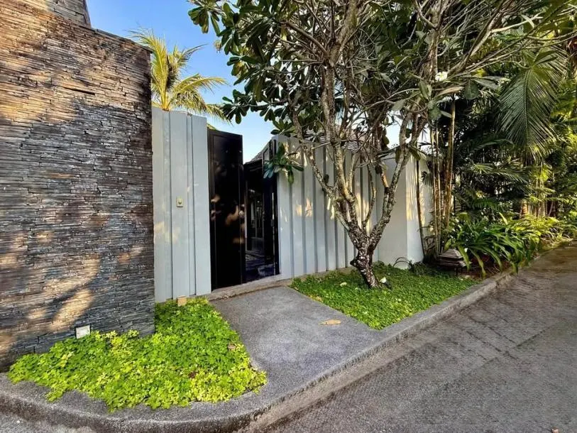 Luxury 4-Bedroom Villa for Rent Near Laguna - Perfect for Comfort &amp; Style 2