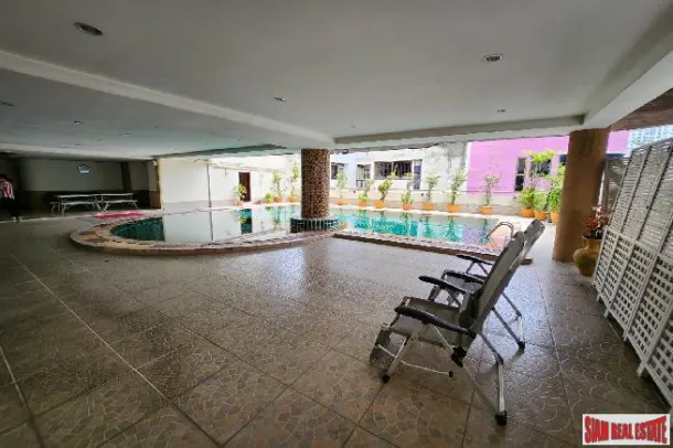 D.H. Grand Tower - Spacious 3-Bedroom Condo with Stunning Views, Prime CBD Location 3