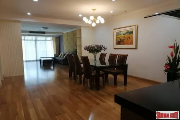 The Cadogan Private Residence - Extra Large Two Bedroom Apartment for Rent in Phrom Phong Low Rise - Sukhumvit 39 3