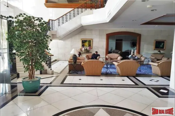 Lake Avenue - Extra Large Two Bedroom with Park View for Rent in Asok 4