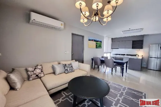 Ideo Sathon-Taksin Condominium - 2 Bedrooms and 2 Bathrooms Condominium for Rent in Krung Thon Buri Area of Bangkok 2