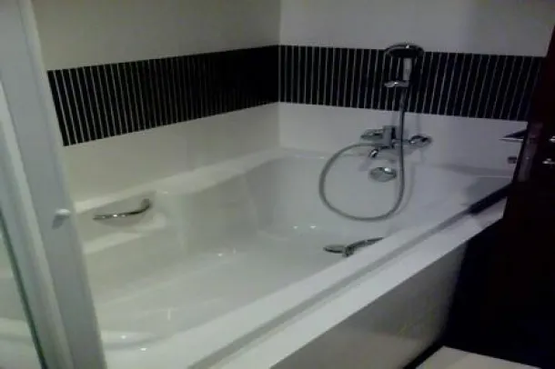 Urbana Sathorn - Nicely Decorated One Bedroom Condo for Rent 4