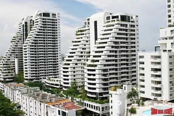 Supalai Place Condominium - Spacious Two Bedroom Newly Renovated Condo for Sale in Phrom Phong 4
