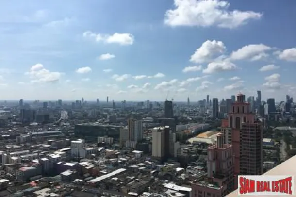 Park 24 Condo - City Views from this One Bedroom located off Sukhumvit 24 2
