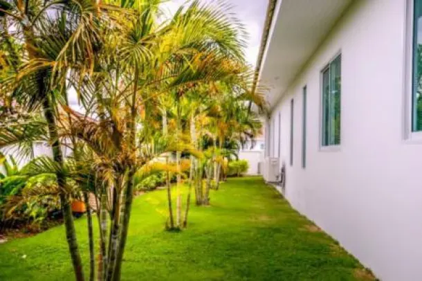 WHITESTONE VILLAS : Luxury Modern 3 Bed Pool Villa 3