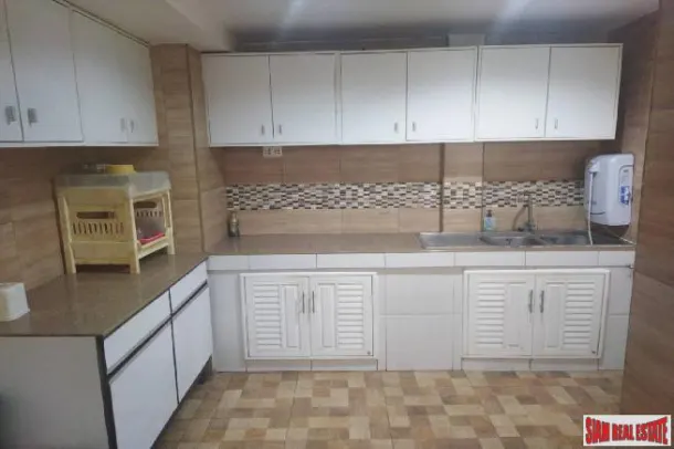 Townhome in Phrom Phong - Spacious 5-Bedroom 5-Bathroom Townhome For Sale In Popular Bangkok Neighborhood 4
