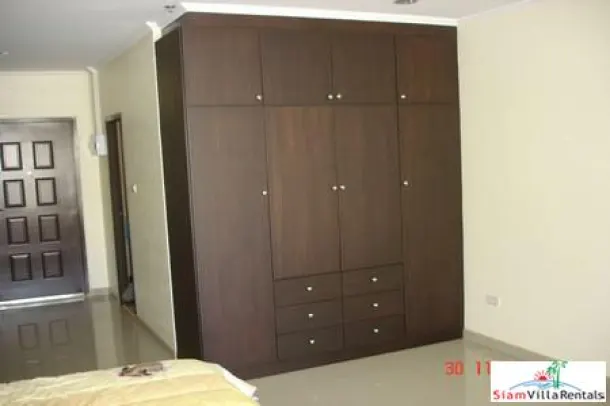 Large 48 sqm. Studio unit with Seaview near Beach for Sale - Jomtien 3