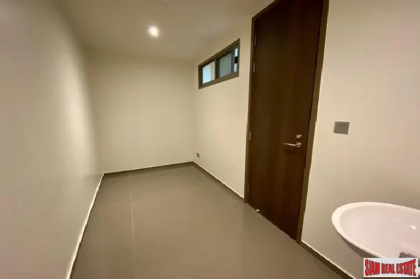 Supreme Legend - 301 sqm. and 3 bedrooms, 2 bathrooms 2