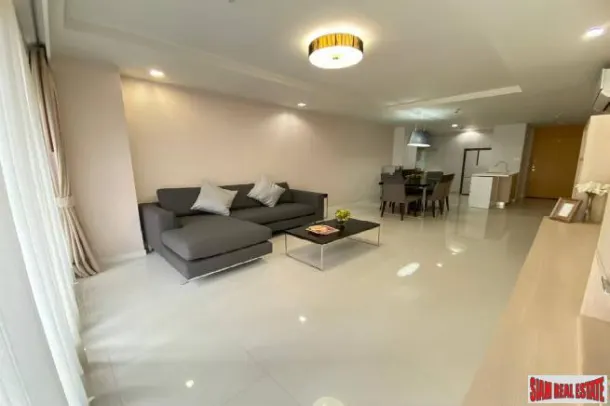 Casa 24 - Three bedroom condo for rent in Phromphong 3