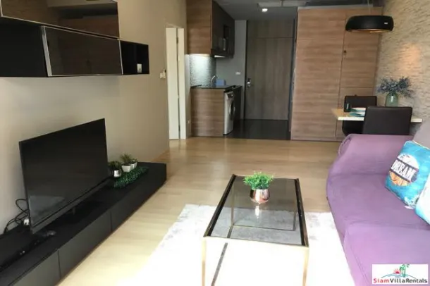 Noble Refine - Sunny Comfortable One Bedroom Condo for Rent in Phrom Phong. 3