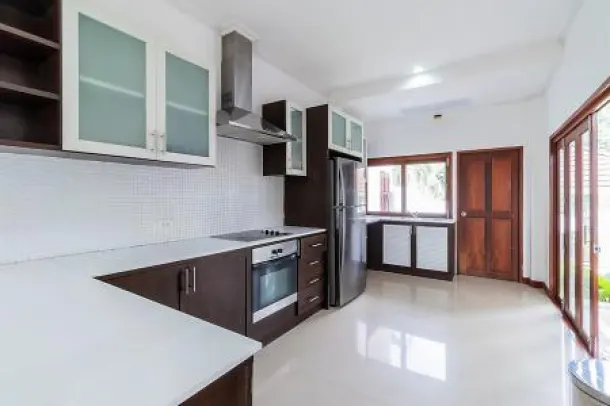 Great Quality 2 Storey Pool Villa 4