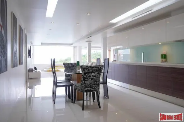 Accenta - Oceanfront Three-Bedroom Kata Penthouse Apartment for Rent 3