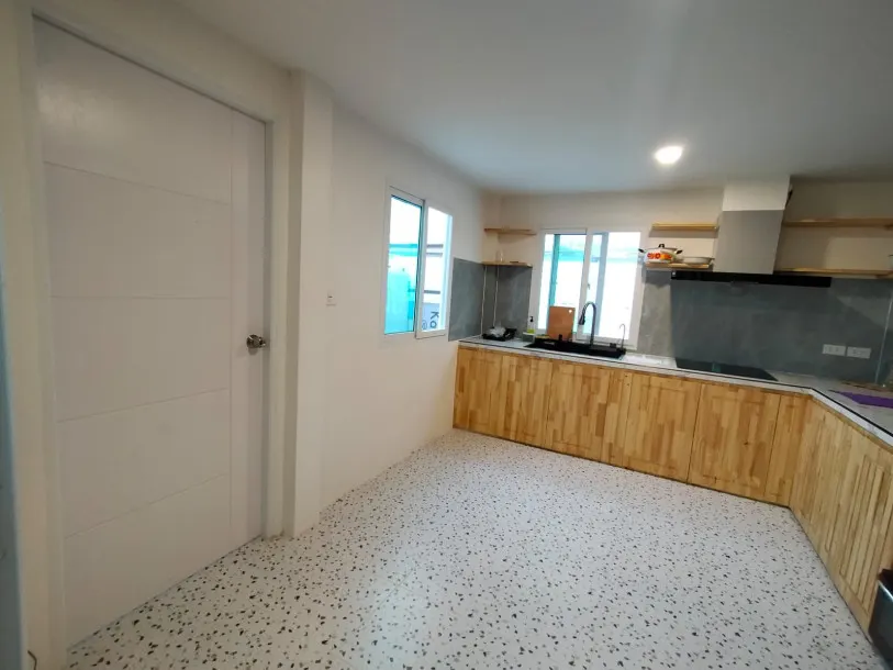 Private pool access Cozy House Three Bedroom Three Bathroom in Chalong 4