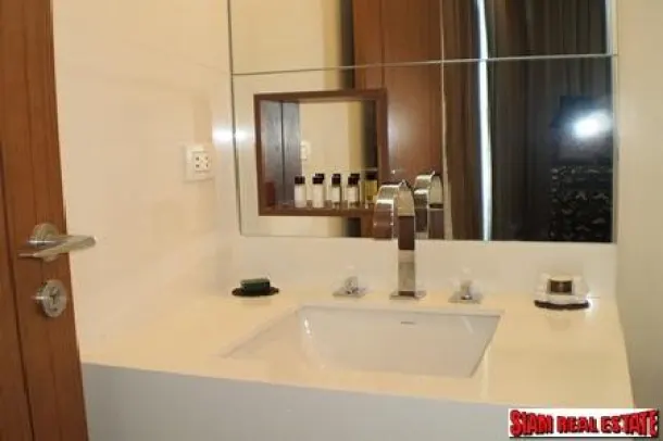 Wind Sukhumvit 23 for Rent, 2 bedrooms, 2 bathrooms, fully furnished on 5th floor at Sukhumvit area, Asoke 3