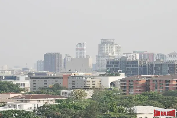 Eight Thonglor Residence - Comfortable One Bedroom in a Central Thong Lo Location 3