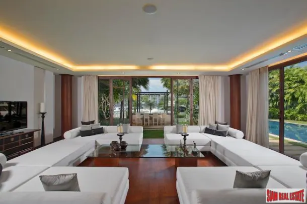 The Waterfront Royal Villas - Five Bedroom Luxury House with 23m Private Boat Berth for Rent 3
