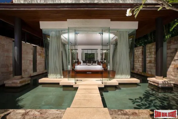 The Waterfront Royal Villas - Five Bedroom Luxury House with 23m Private Boat Berth for Rent 2