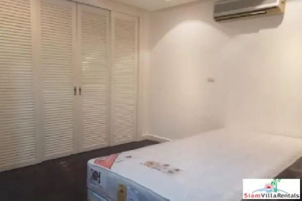 Siri Wireless Apartment - Modern Living in the Heart of the City in this Four Bedroom Lumphini Apartment for Rent 2