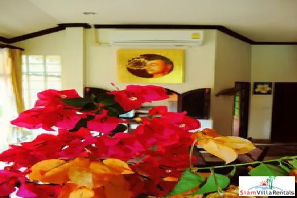 Rustic and Elegant Two-Bedroom Villa For Rent in Maenam 3