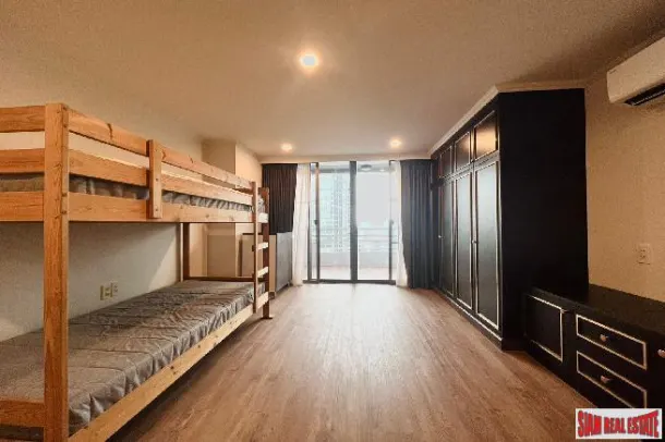 Academia Grand Tower Condominium - 3 Bedrooms and 2 Bathrooms for Rent in Phrom Phong Area of Bangkok 3