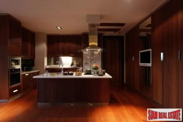 Luxury Home In Chiang Mai 3