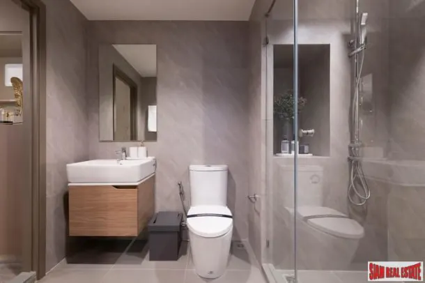 New High-Rise Luxury Condos with Two Towers and Great Facilities in Central Location at Chula/Sam Yan - 1 Bed Plus Units 12