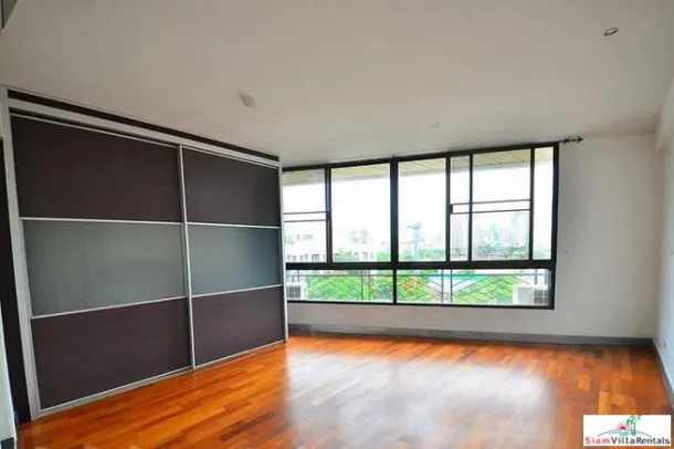 Prime Mansion - Unique Three Bedroom Penthouse with Private Rooftop Garden in Phrom Phong 4