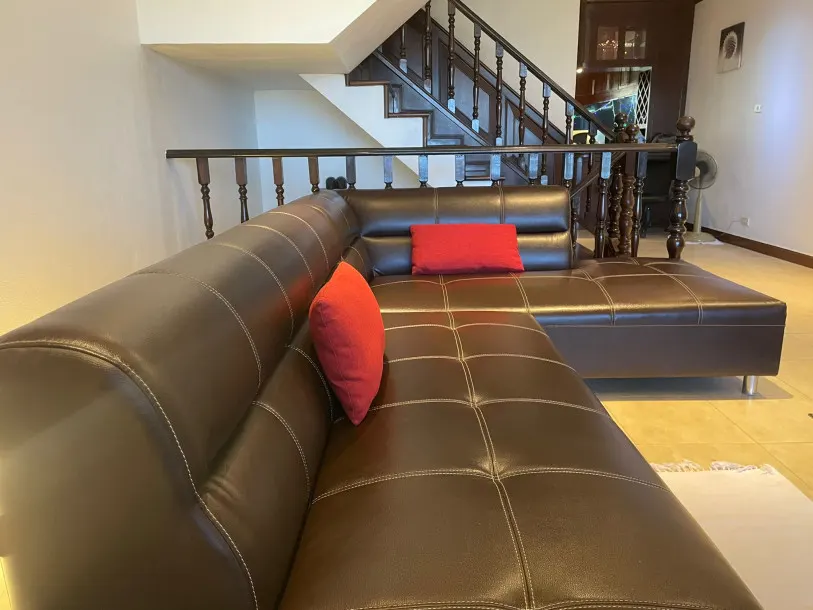 Three Storey Three Bedroom Town House For Rent in Patong 2