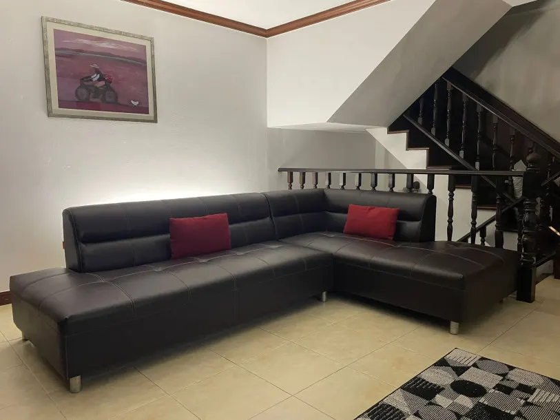 Three Storey Three Bedroom Town House For Rent in Patong 4