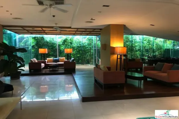 Lake Green - Fabulous City Views from this Two Bedroom Condo Near Benchakiti Park, Nana 2