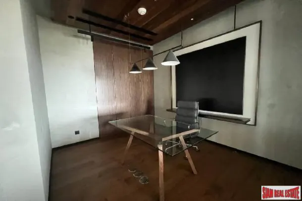 Windshell Naradhiwas - Luxury Condo with Abundant Natural Light and Spacious Living, Sathon 3