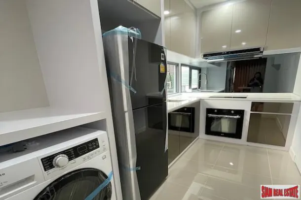 The Edition rama 9 Pattanakarn - Large Three Bedroom House with Private Plunge Pool + Extras for Rent 2