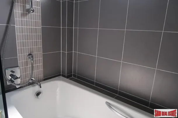 The Edition rama 9 Pattanakarn - Large Three Bedroom House with Private Plunge Pool + Extras for Rent 4