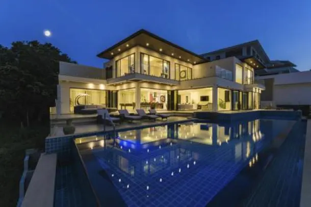 LUXURY KOH SAMUI VILLA FOR SALE CLOSE TO THE BEACH 3