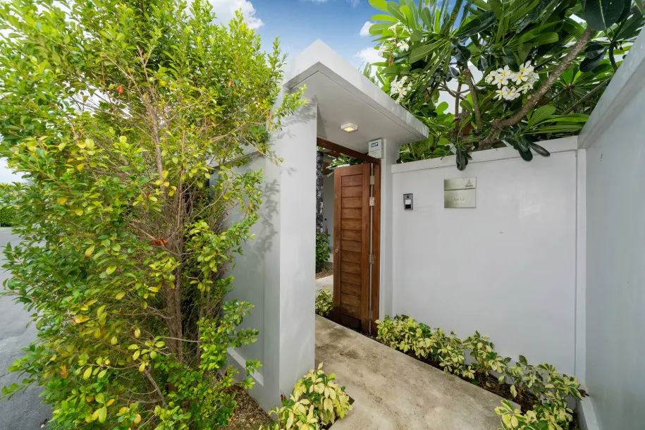 Botanica Bangtao - Luxury Villa with 4 bedrooms and 1 office room, 15 mins walk to Bang Tao Beach 3