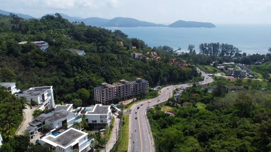 Kamala Falls - Contemporary Three Bedroom Apartment with Private Pool and Sea Views For Rent 4